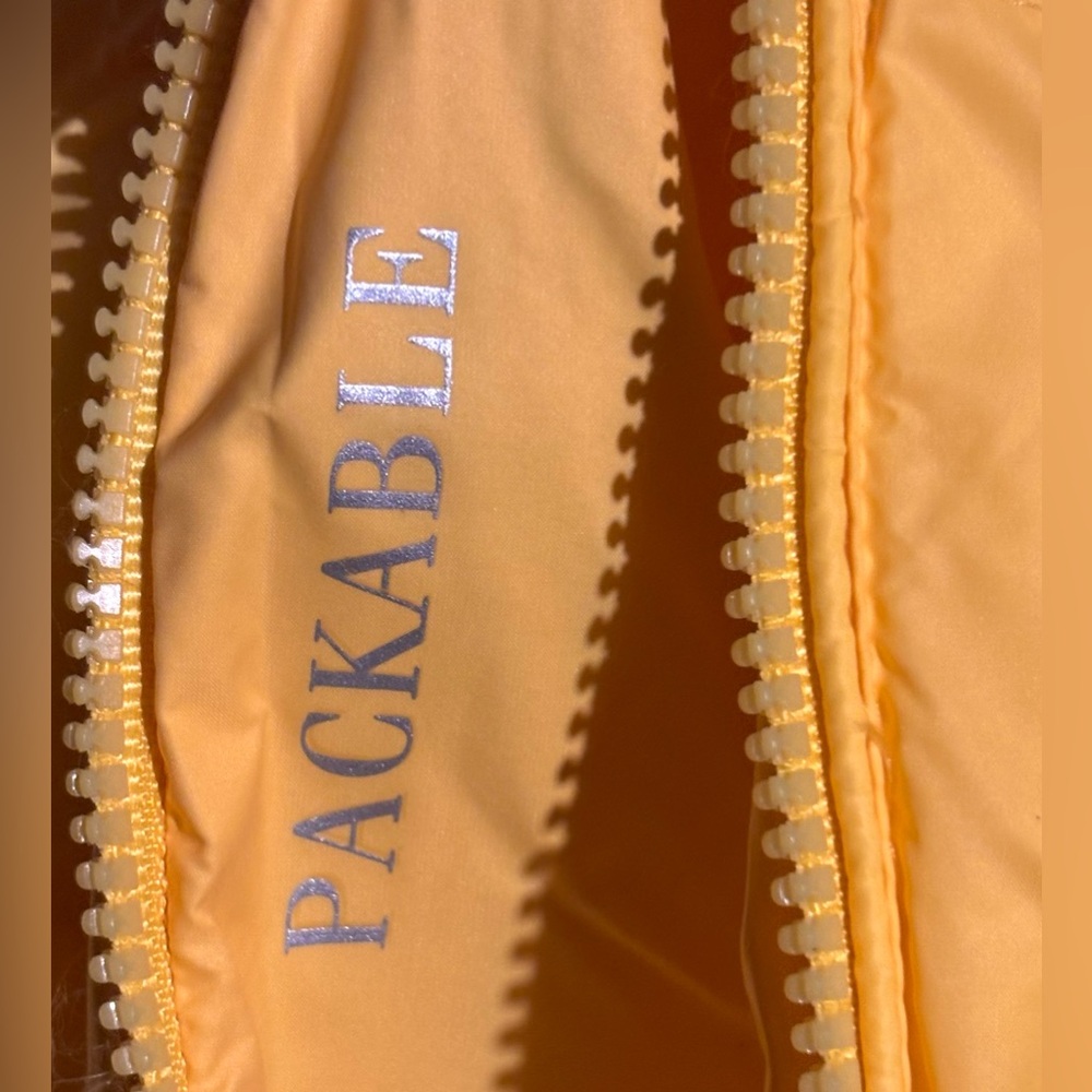 Polo Ralph Lauren 🔥 Men’s Yellow Hooded Packable Puffer Jacket Coat NWT - Picture 10 of 16
